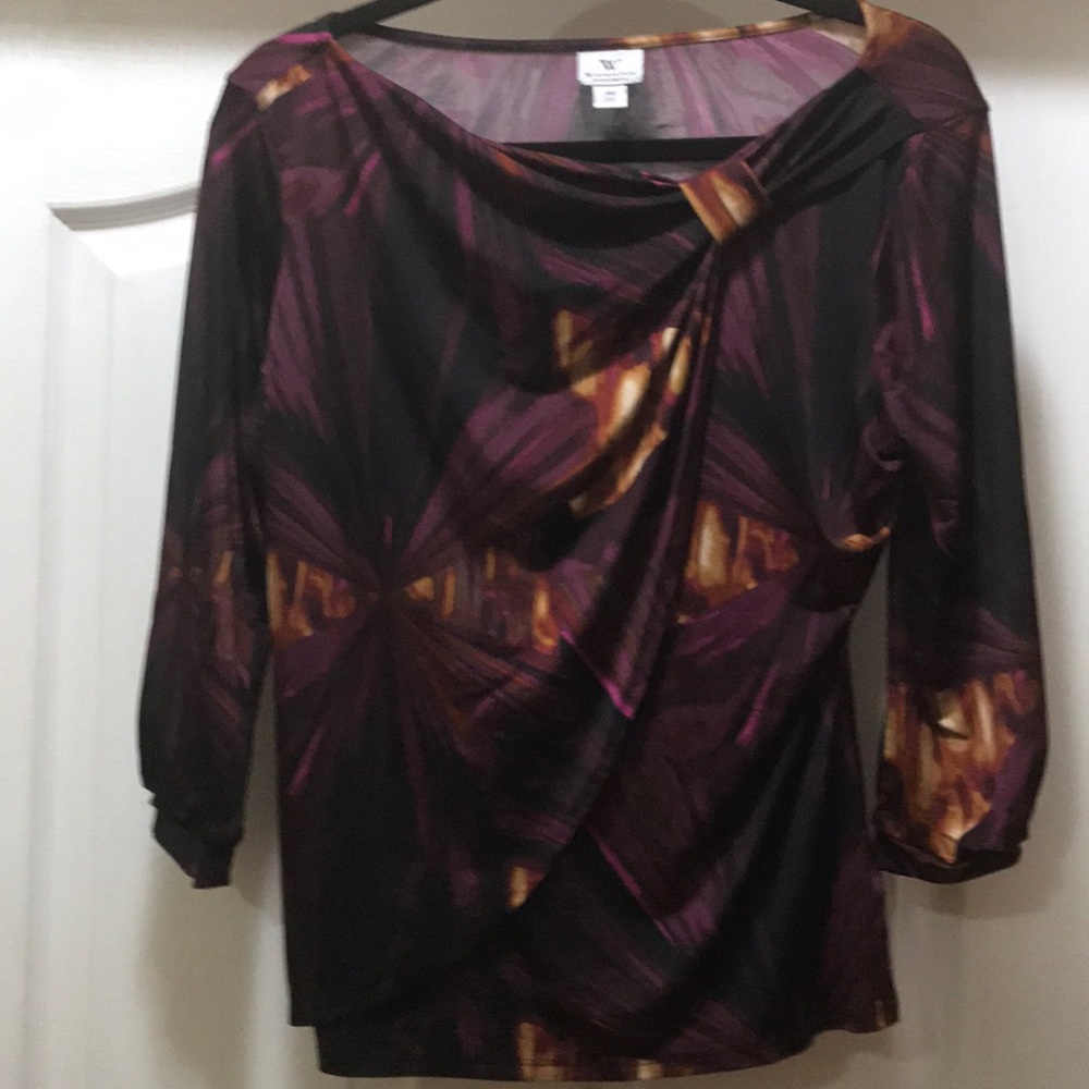Flattering quarter sleeve blouse